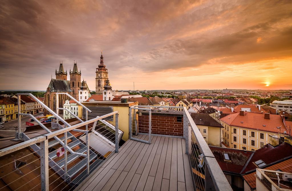 Rooftop Triplex Apartment In Centre Hradec Králové Esterno foto